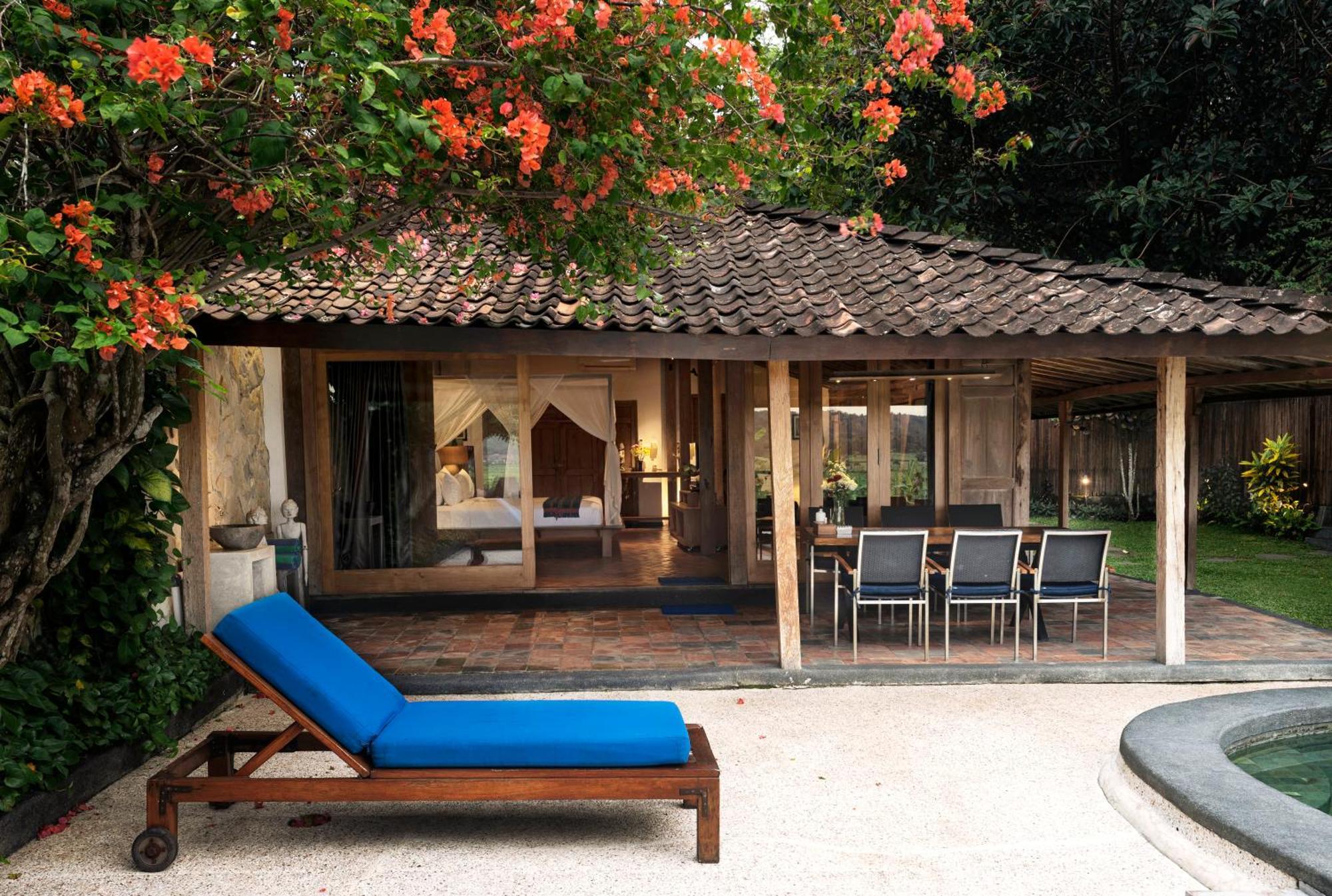 Villa Blue Steps Jogjakarta Buitenkant foto