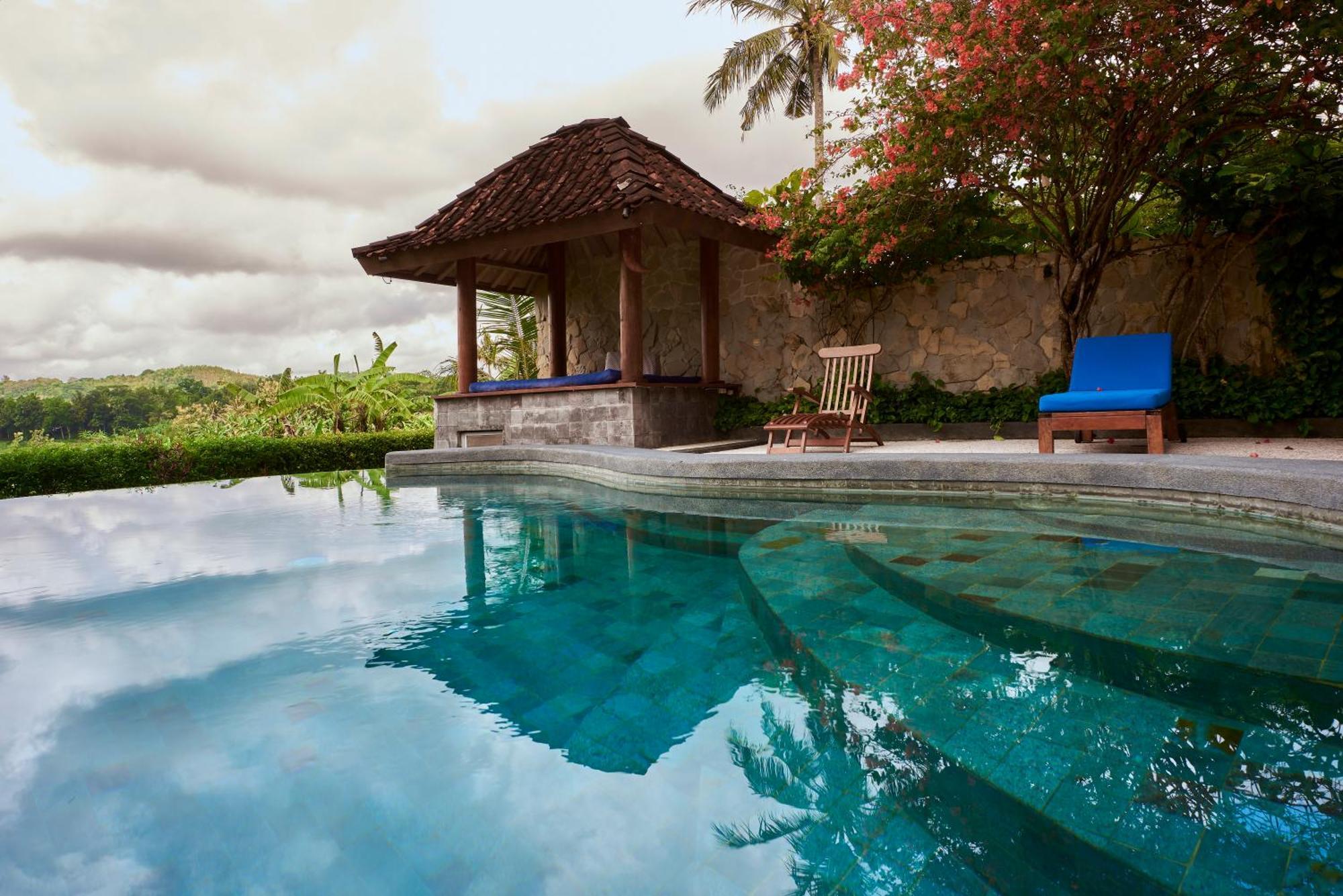 Villa Blue Steps Jogjakarta Buitenkant foto