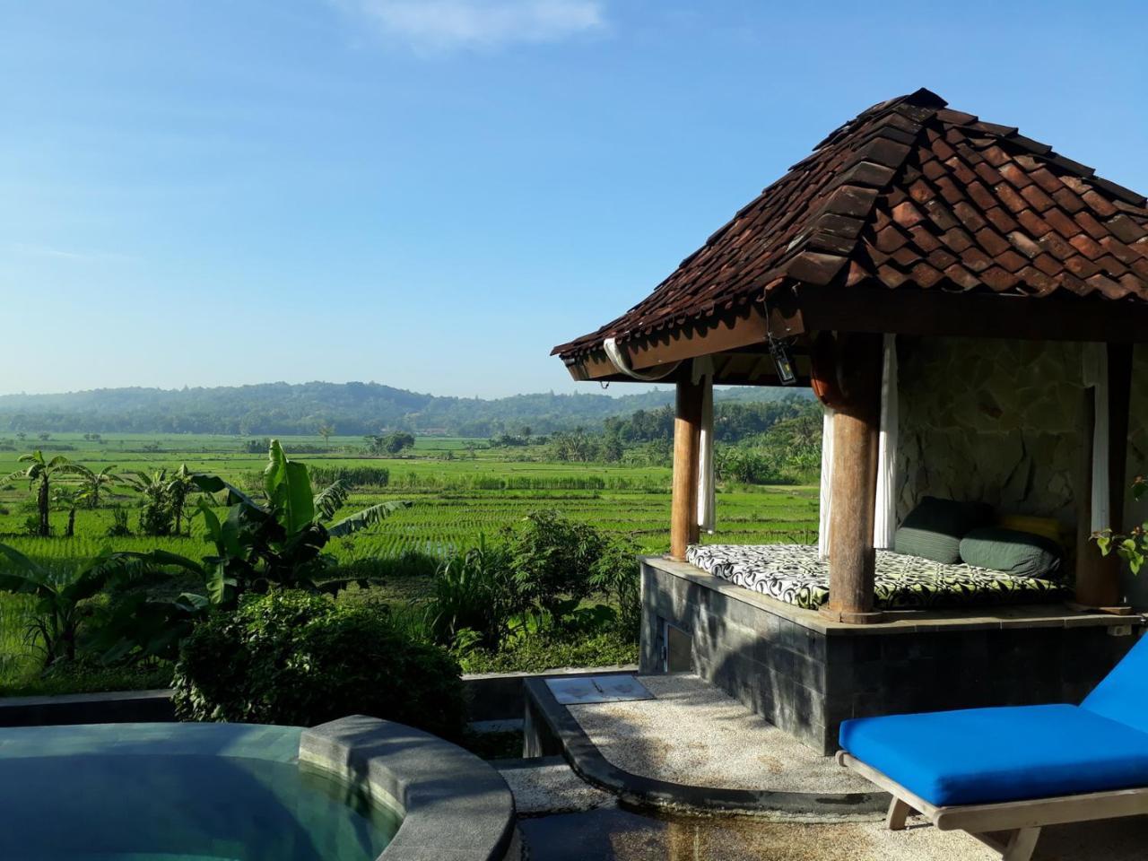 Villa Blue Steps Jogjakarta Buitenkant foto